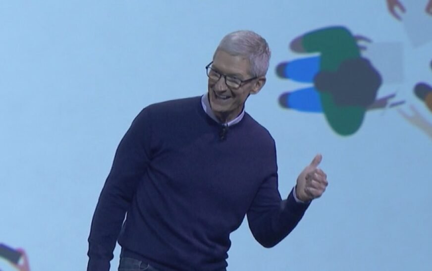 Le PDG d’Apple, Tim Cook, visite la Chine pour améliorer les ventes, rencontre les hauts fonctionnaires