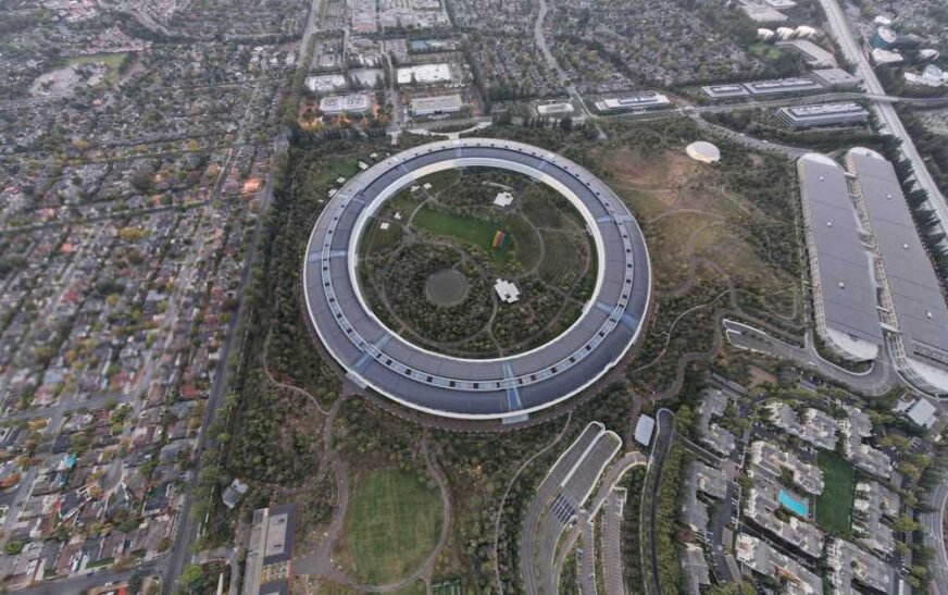 Les actions d’Apple sautent 15% après une pause tarif et parle d’exemptions