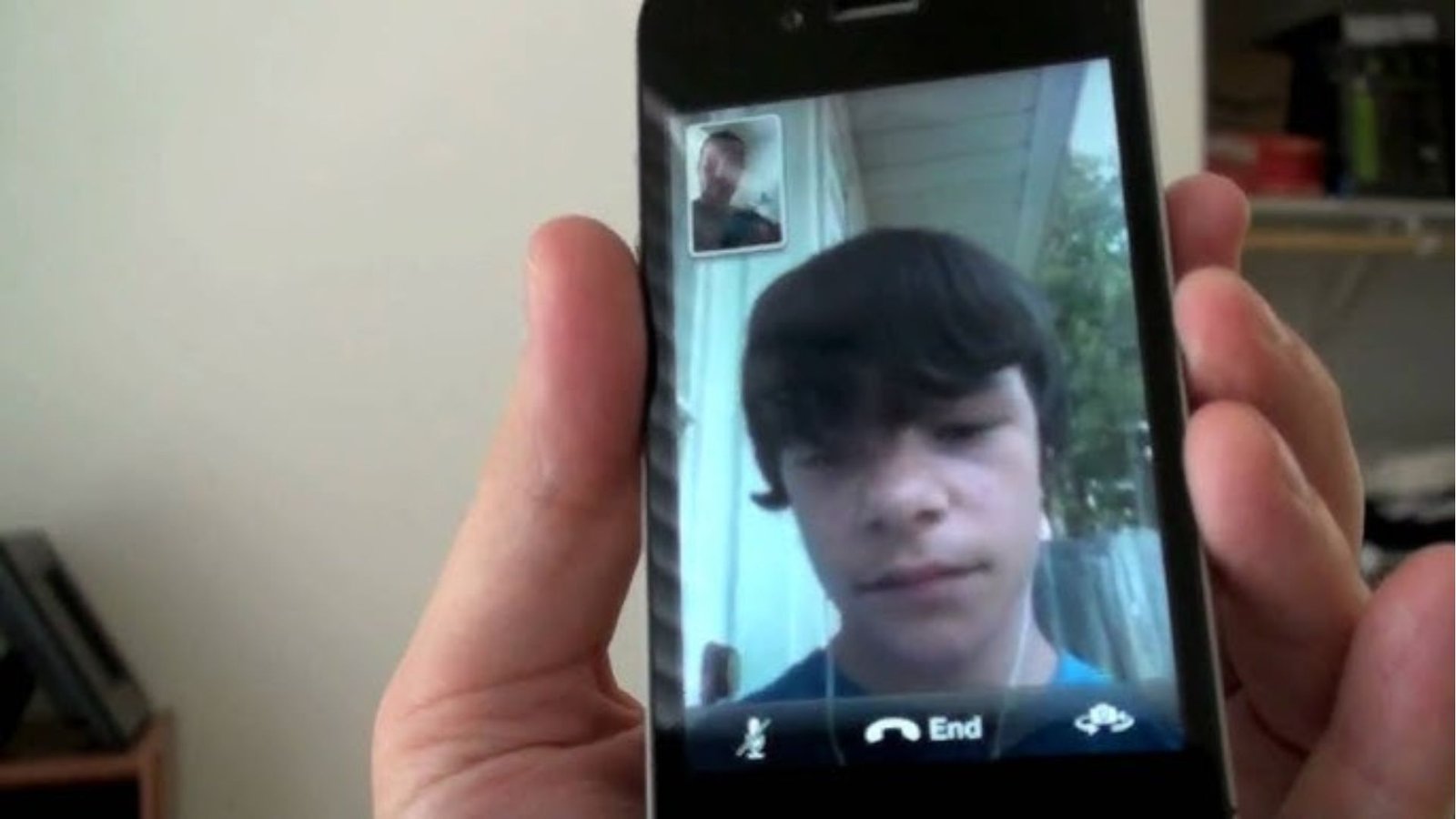 Quinze ans depuis l’iPhone 4: la conception qui établit une norme