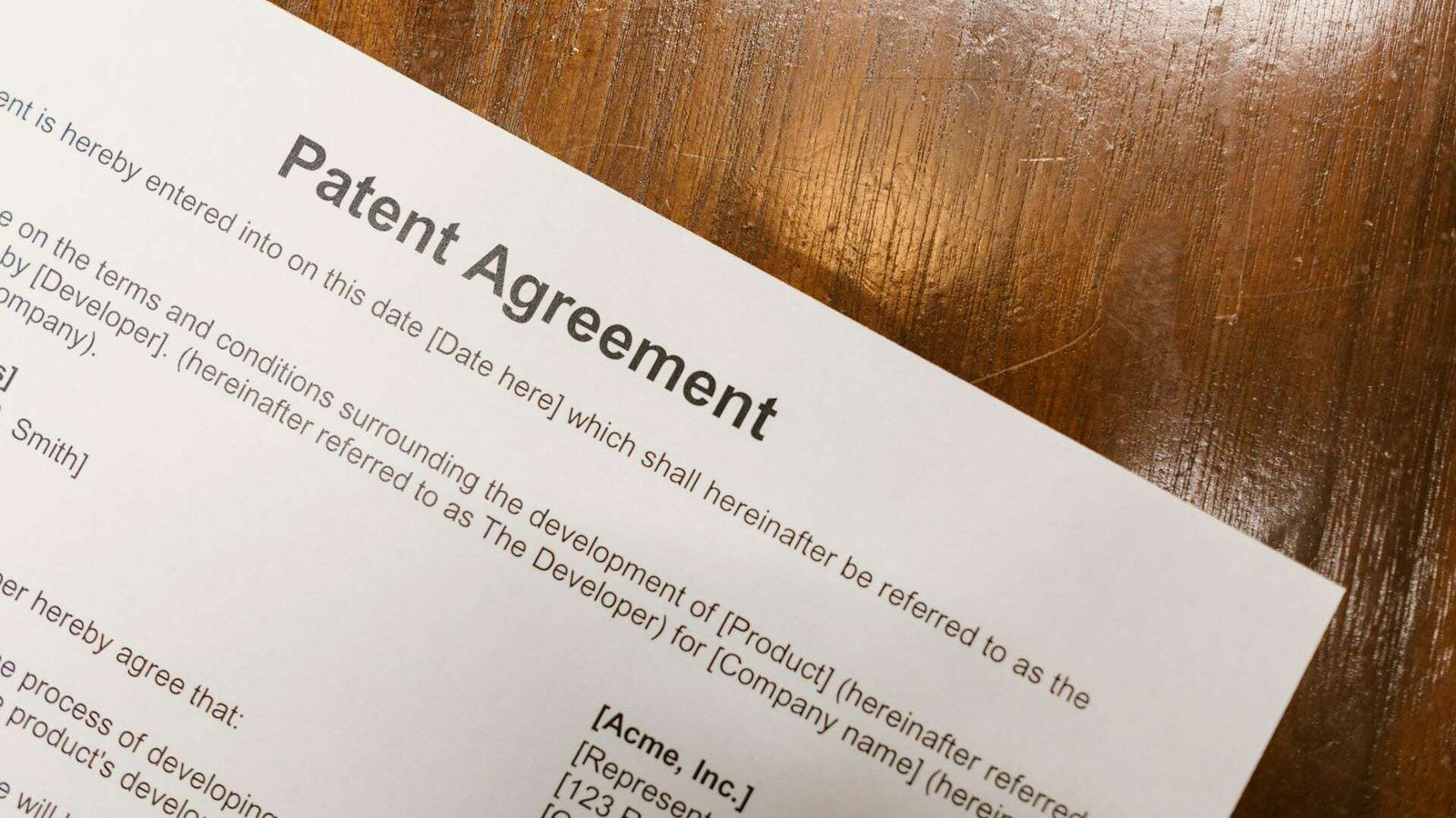 Apple et Qualcomm perdent une offre pour déplacer un cas de brevet